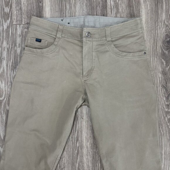 Kuhl Revolt Pants Mens 32x32 Beige Slim Outdoor Hiking Wicking Casual Gorpcore - Picture 2 of 16